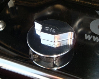Polished Oil filler cap with raised oil can logo - ST, Zetec & Zetec -S Petrol models - Car Enhancements UK