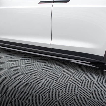 SIDE SKIRTS DIFFUSERS TESLA MODEL X MK1 FACELIFT - Car Enhancements UK