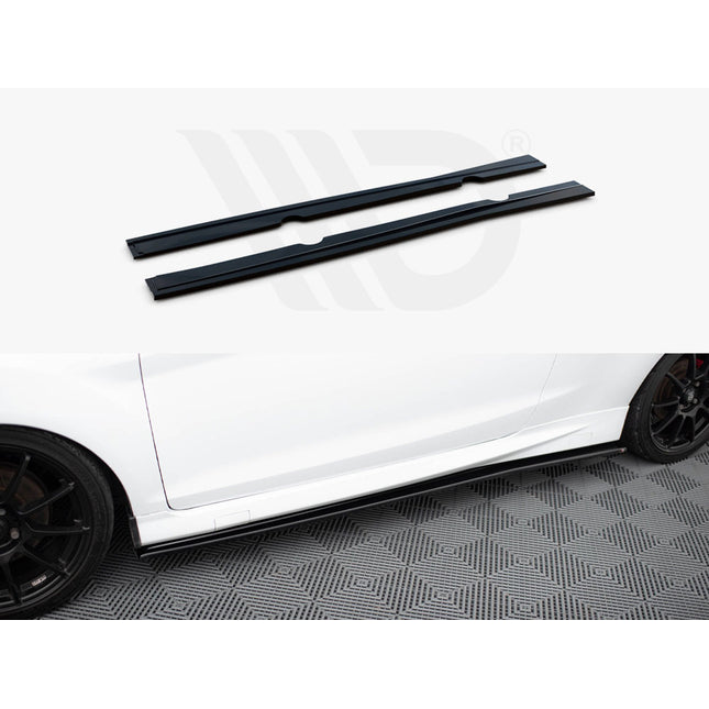 Maxton Design - Fiesta MK7 & 7.5 ST / Zetec S / ST Line side skirt diffusers