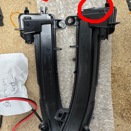 ** CLEARANCE ** BMW 1/2/3/4 Series F20 / F21 / F22/F23/F45/F46/F87/F30/F31/F34/F80/F32/F33/F36/F82/F83 - LED Sequential Side Repeater Unit **no return**