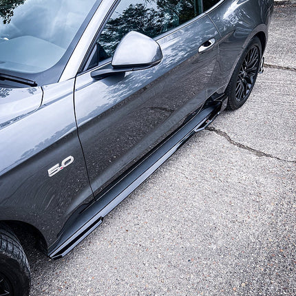 Triple R Composites - Ford Mustang 5.0L FL Side Skirt Splitters | Car Enhancements UK