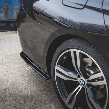 CENTRAL REAR SPLITTER BMW 7 M-PACK G11 (2015-2018) - Car Enhancements UK