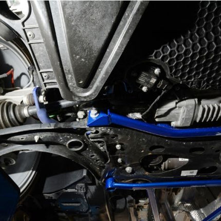 VOLKSWAGEN GOLF MK7 14- FRONT LOWER BRACE 1 PCS/SET - Car Enhancements UK