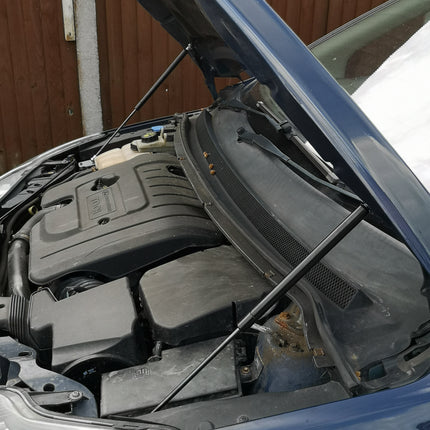 Focus MK2 Bonnet Strut Kit (NB Styling) - Car Enhancements UK